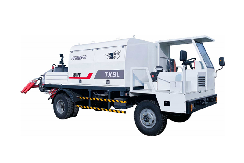 工程底盤(pán)雙噴頭噴漿車(chē)